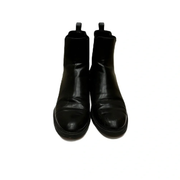 Zara Women’s Black Faux Leather Chelsea Boots Booties Size 40 - Picture 1 of 14